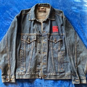 Cast&Crew only Trucker style jean jacket from the ‘97 Spelling film, Breakdown.